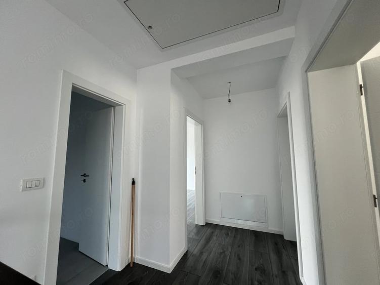 Casă cu 5 camere cu Teren 300 Mp în Chișoda