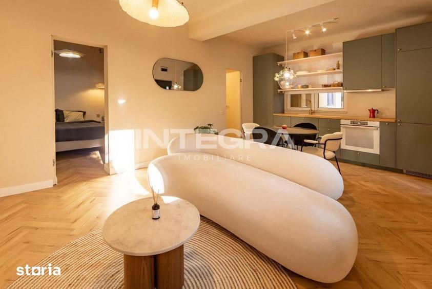 Apartament in Centrul Vechi Curte Interioara Restransa (4 Apartamente) - 2