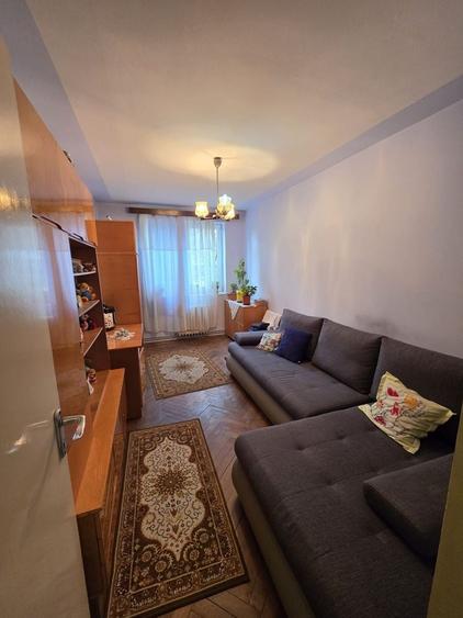 Apartament cu 3 camere decomandat în Gheorgheni