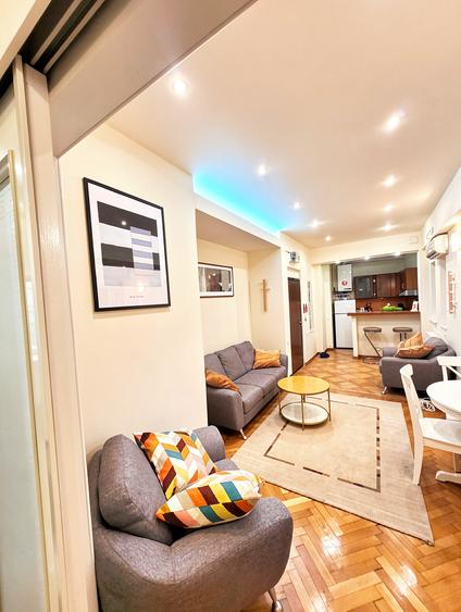 Apartament cu 2 camere decomandat în Cișmigiu