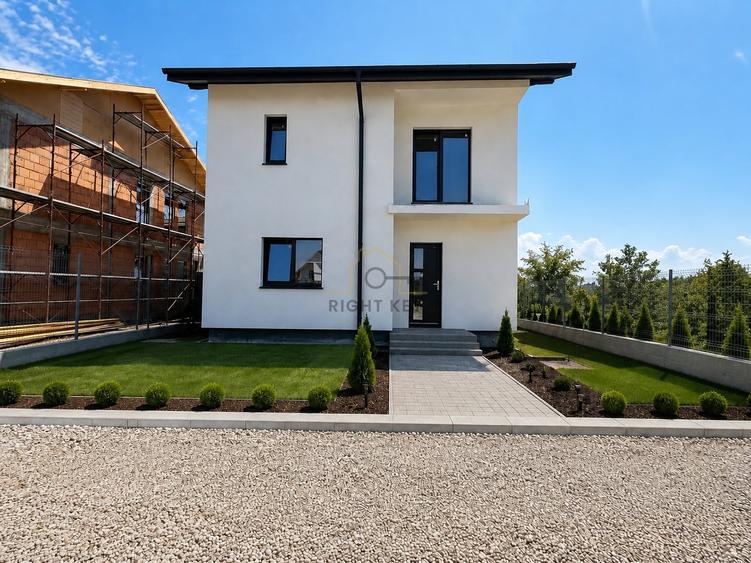 Casă individuală cu 5 camere cu Teren 300 Mp în Ciorogârla