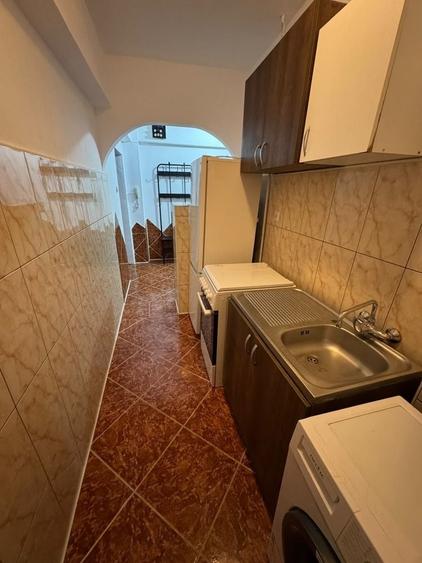 Garsonieră decomandată în Spitalul Județean