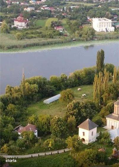 Teren de 2700 mp, în Gruiu