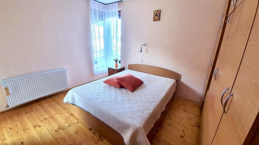 Apartament cu 3 camere decomandat în Braytim
