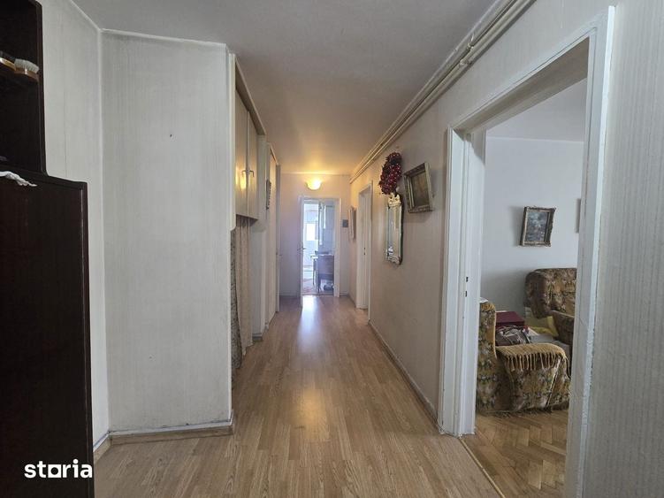 Oportunitate! 3 camere in Zona Centrala 81 mp suprafata totala - 2
