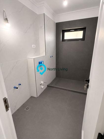 Duplex cu 5 camere cu Canalizare în Central