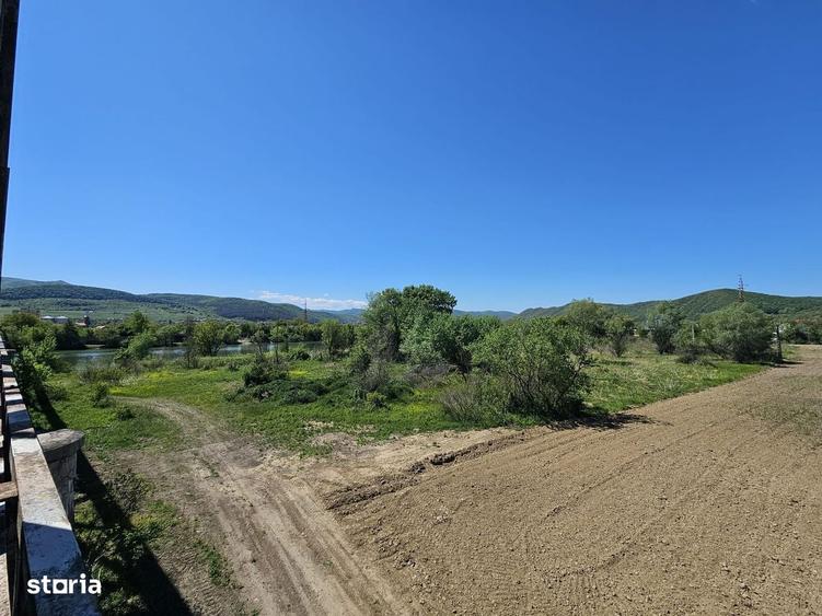 Teren langa Raul Mures si Caian - 10