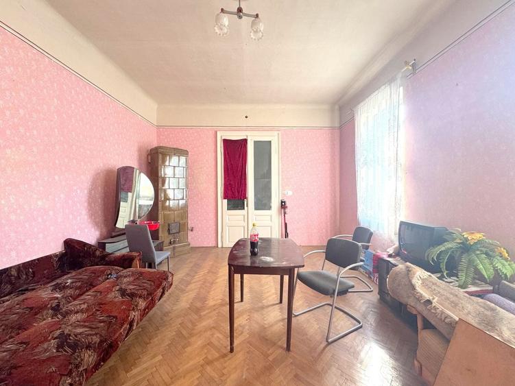 Apartament cu 2 camere semidecomandat în Elisabetin