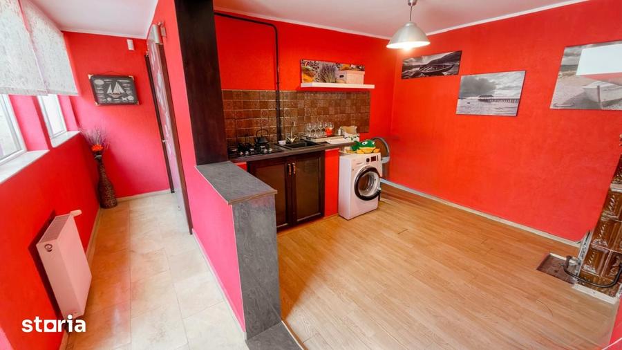 Casă cu 4 camere cu Teren 115 Mp în Central