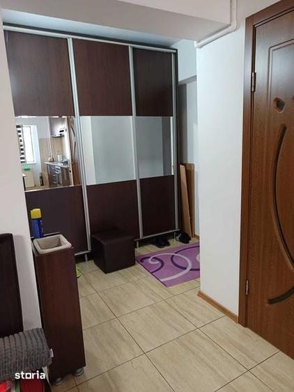 Vand apartament cu 3 camere decomandat, ultracentral,Slobozia Ialomita - 1