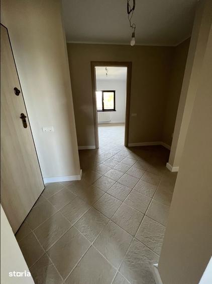 Apartament cu 3 camere decomandat în Clăbucet