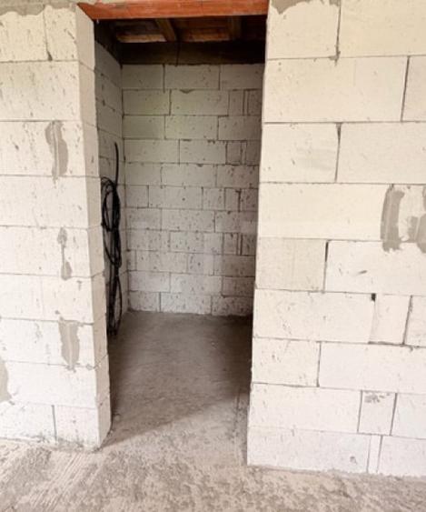 Casă cu 4 camere cu Teren 470 Mp în Central