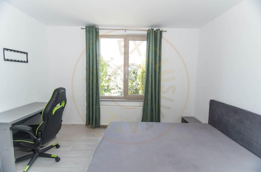 Duplex cu 4 camere cu Canalizare în Trivale