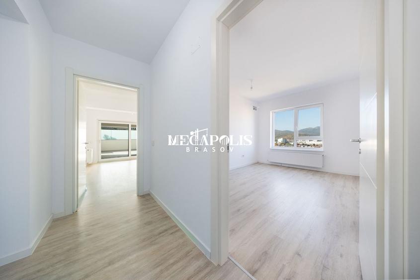 Penthouse cu 4 camere decomandat în Noua