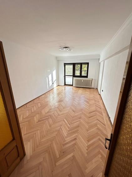 Apartament cu 2 camere decomandat în Unirii