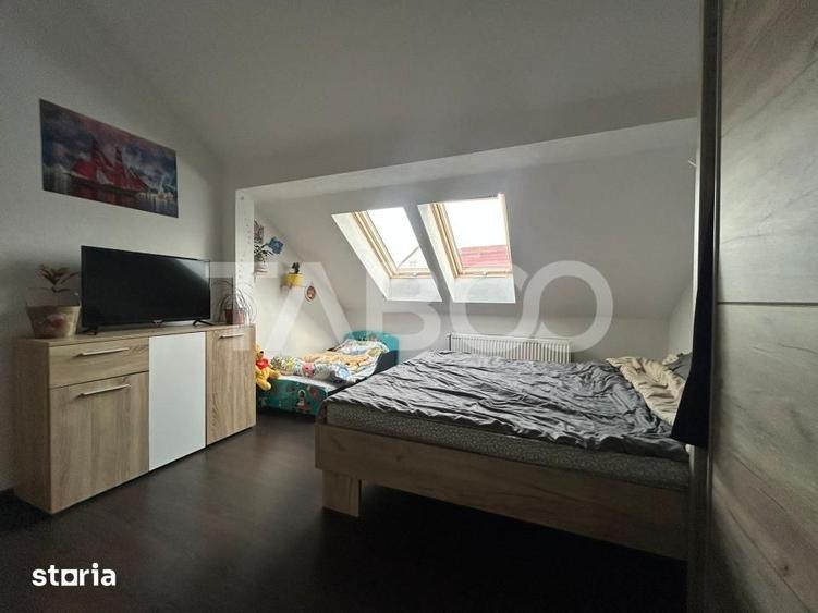 Apartament de vanzare cu 2 camere in bloc cu curte zona Turnisor - 1