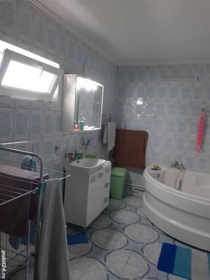 Casă cu 2 camere cu Teren 1400 Mp în Corbu