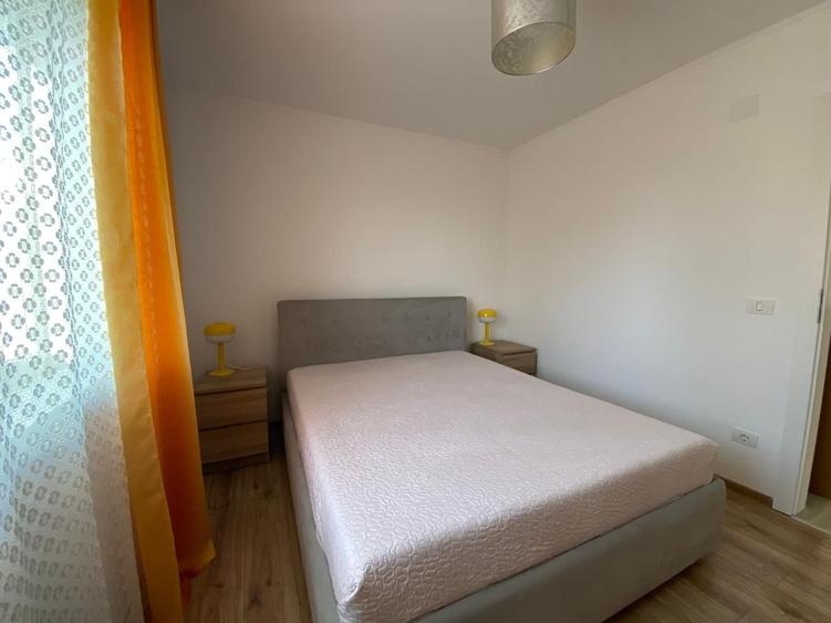 Apartament cu 2 camere decomandat în Giroc