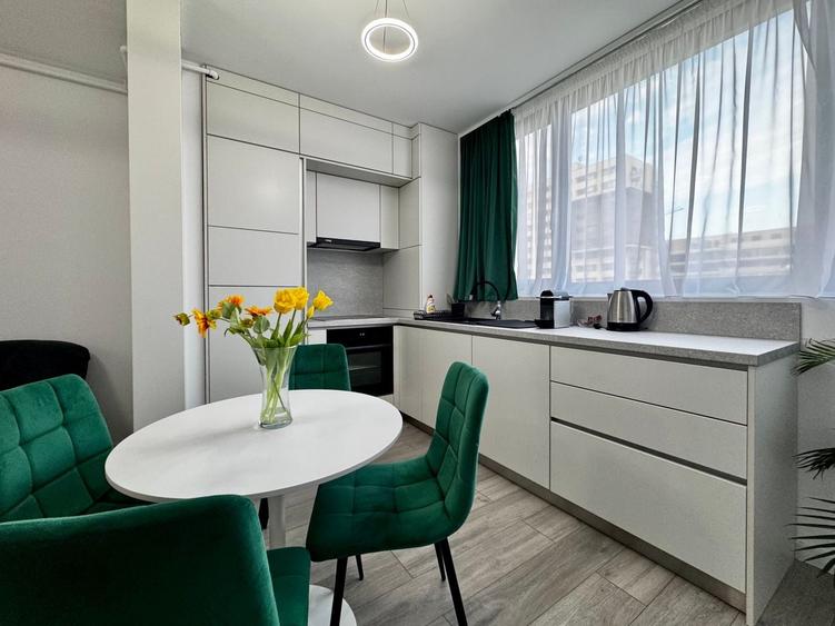 Apartament cu 2 camere semidecomandat, mobilat în Torontalului