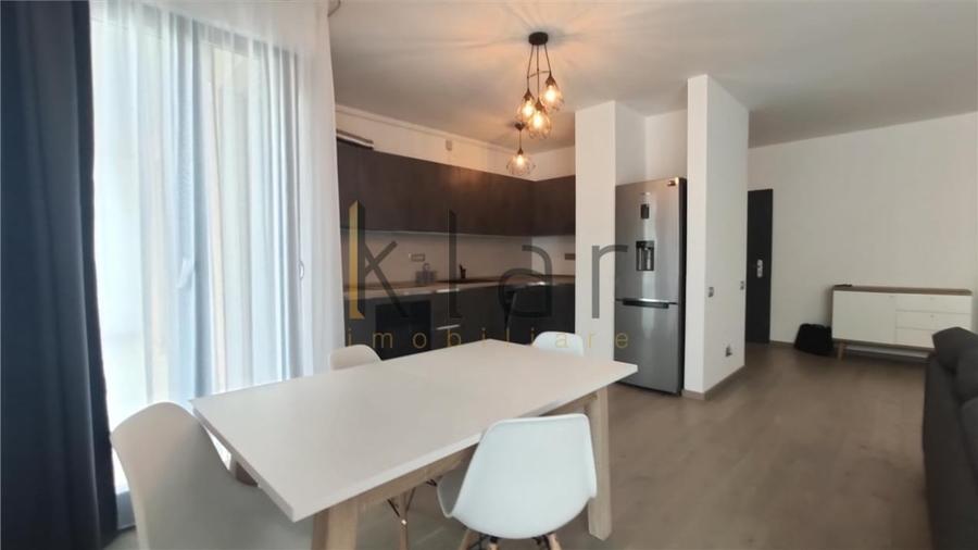 Apartament cu 2 camere semidecomandat, mobilat în Gheorgheni