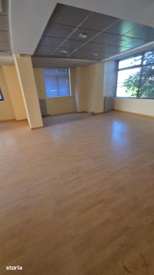 Spațiu comercial, de 292 mp, în Babadag