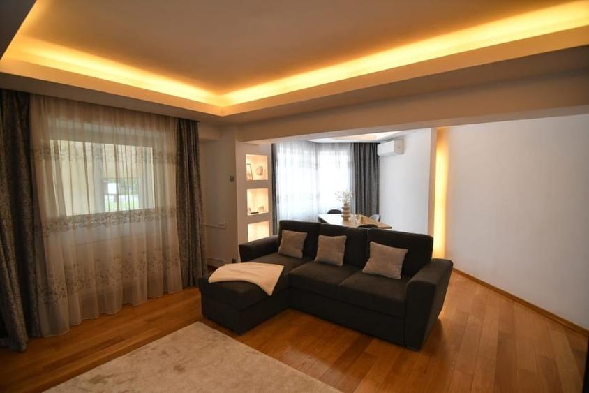Apartament cu 3 camere decomandat, mobilat în 13 Septembrie