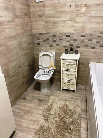 Apartament cu 3 camere în 9 Mai