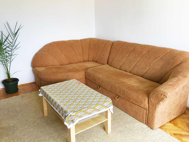 Apartament cu 3 camere decomandat în Independenței