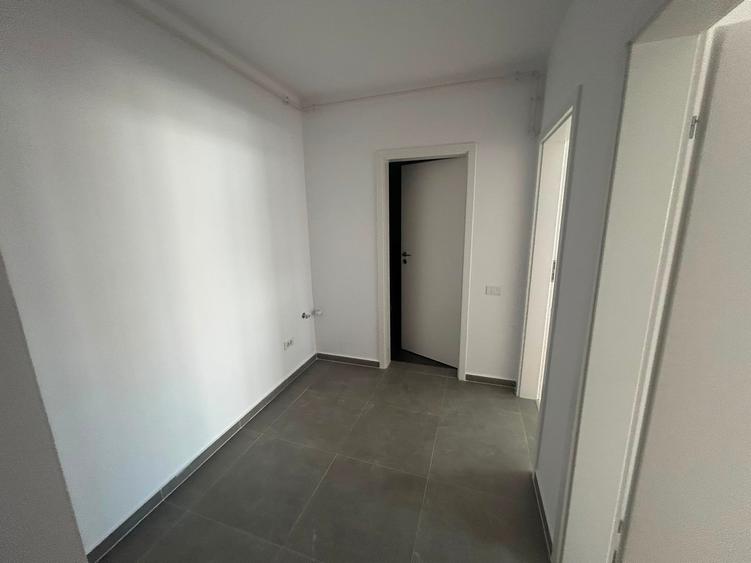 Apartament cu 2 camere decomandat în Berceni