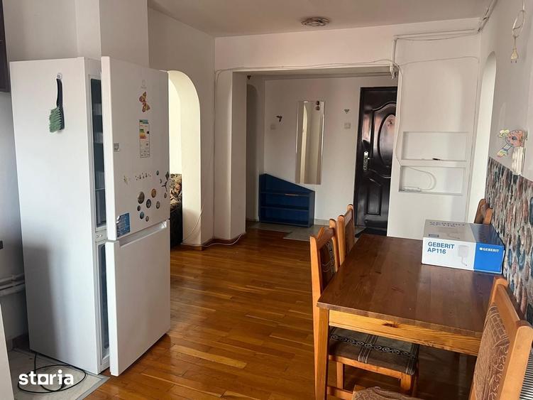 Apartament cu 3 camere decomandat în Central