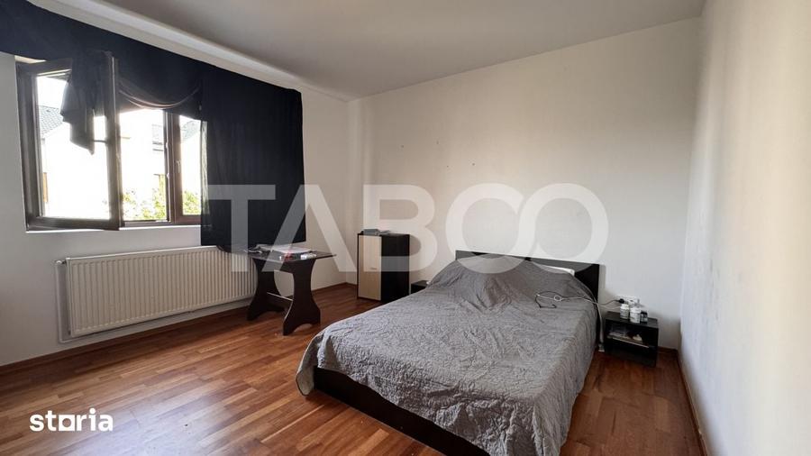 Apartament cu 2 camere decomandat în Tilișca