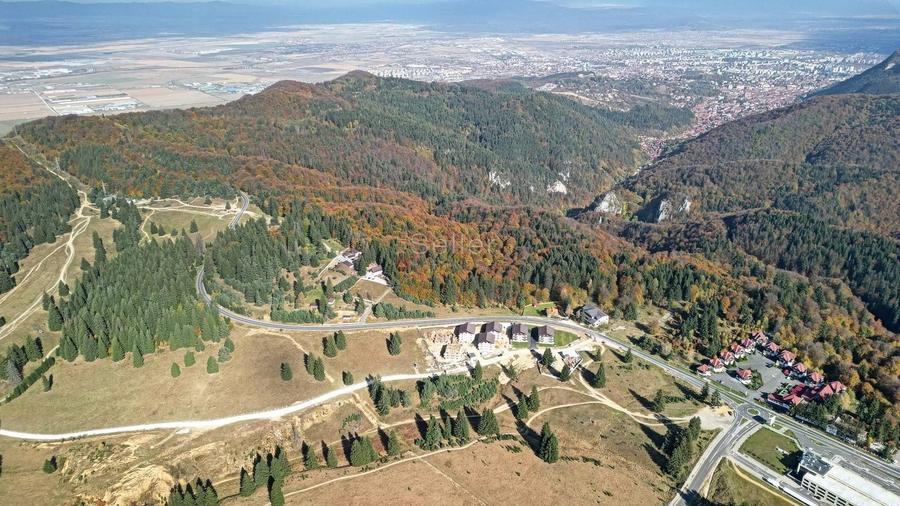 Teren Construcții intravilan de 5085 mp, în Poiana Brașov