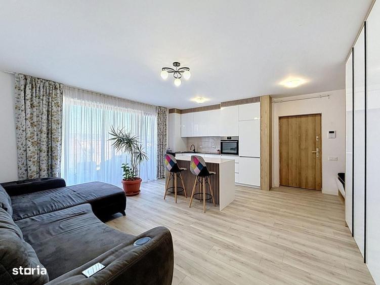 Apartament cu 2 camere semidecomandat în Central — fotografia 1