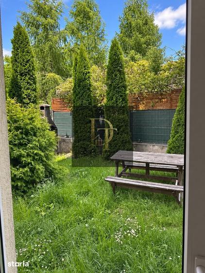 Apartament cu 3 camere semidecomandat în Bunloc