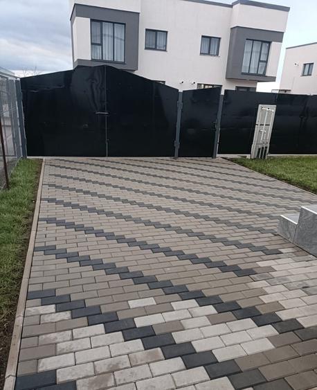 Apartament cu 2 camere semidecomandat în Sânpetru