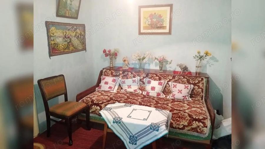 Casă cu Teren 1169 Mp în Șendreni