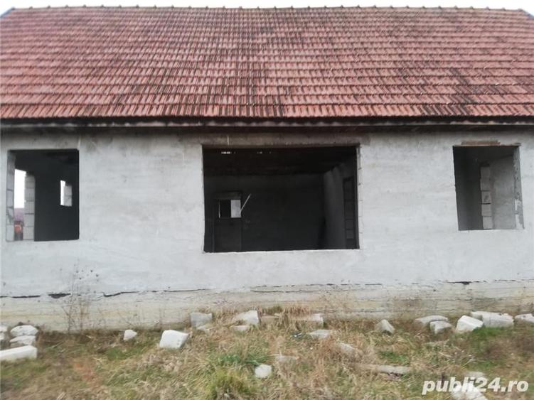 Casă cu 1 camere cu Teren 1000 Mp în Sălard