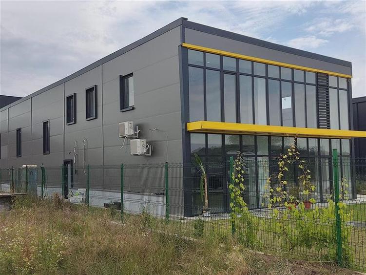Spațiu industrial, de 470 mp, în 23 August (Cațelul)