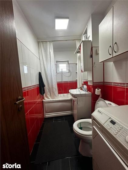 Apartament cu 3 camere decomandat, mobilat în Ciarda Roșie