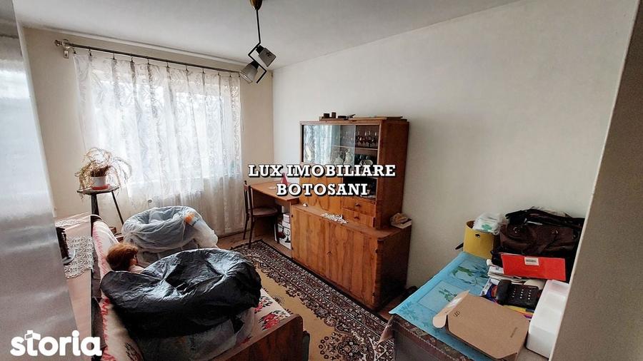 Apartament cu 4 camere în Central