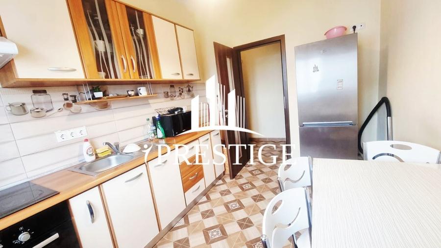 Apartament cu 2 camere decomandat, mobilat în Piața Cluj