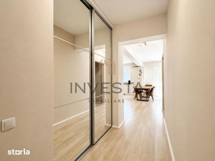 Apartament cu 4 camere semidecomandat, mobilat în Bună Ziua