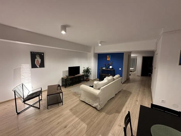 Apartament cu 3 camere decomandat, mobilat în 1 Mai