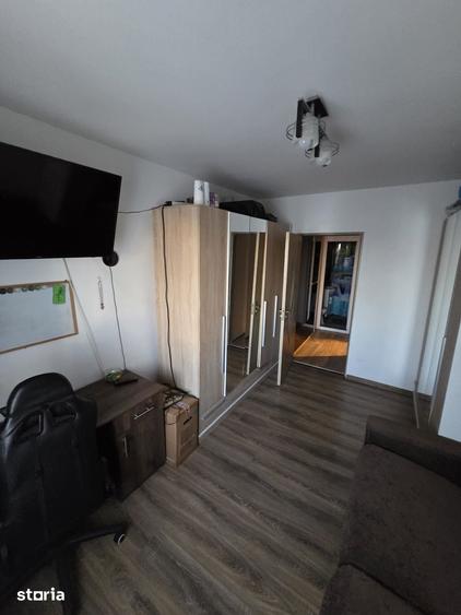 Apartament cu 2 camere semidecomandat în Trivale