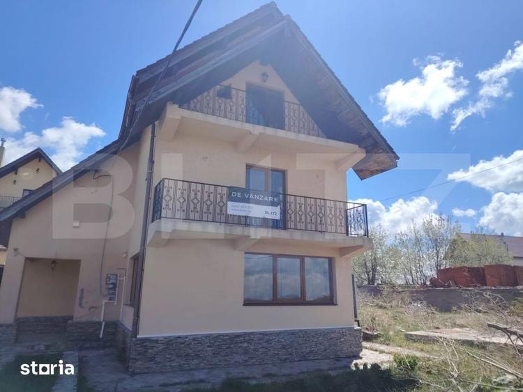 Casă cu 6 camere cu Teren 700 Mp în Brazda lui Novac