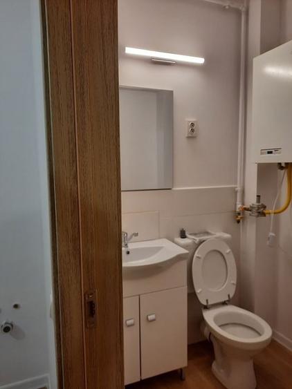 Apartament la parter cu destinație comercială , 51,9 mp, zona Terra - 6