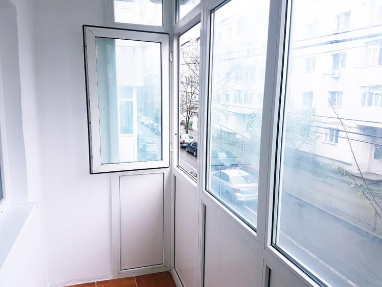 Persoana fizica,  Cameră disponibilă, într-un apartament , zona Dacia. Doar pent - 7