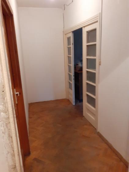 Casă individuală cu 2 camere cu Teren 298 Mp în Bucureștii Noi