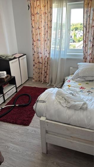 Apartament cu 3 camere în Trivale