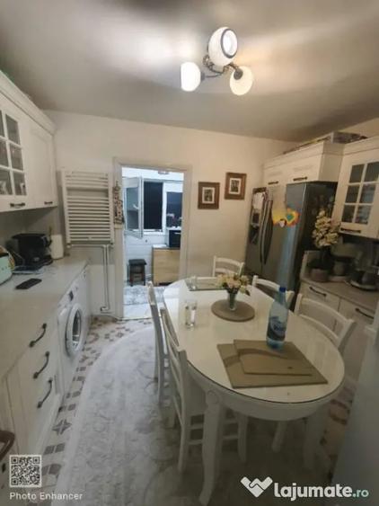 Apartament cu 2 camere decomandat în Siret